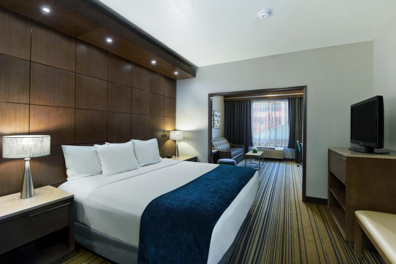 Oxford Suites Spokane Downtown Екстериор снимка