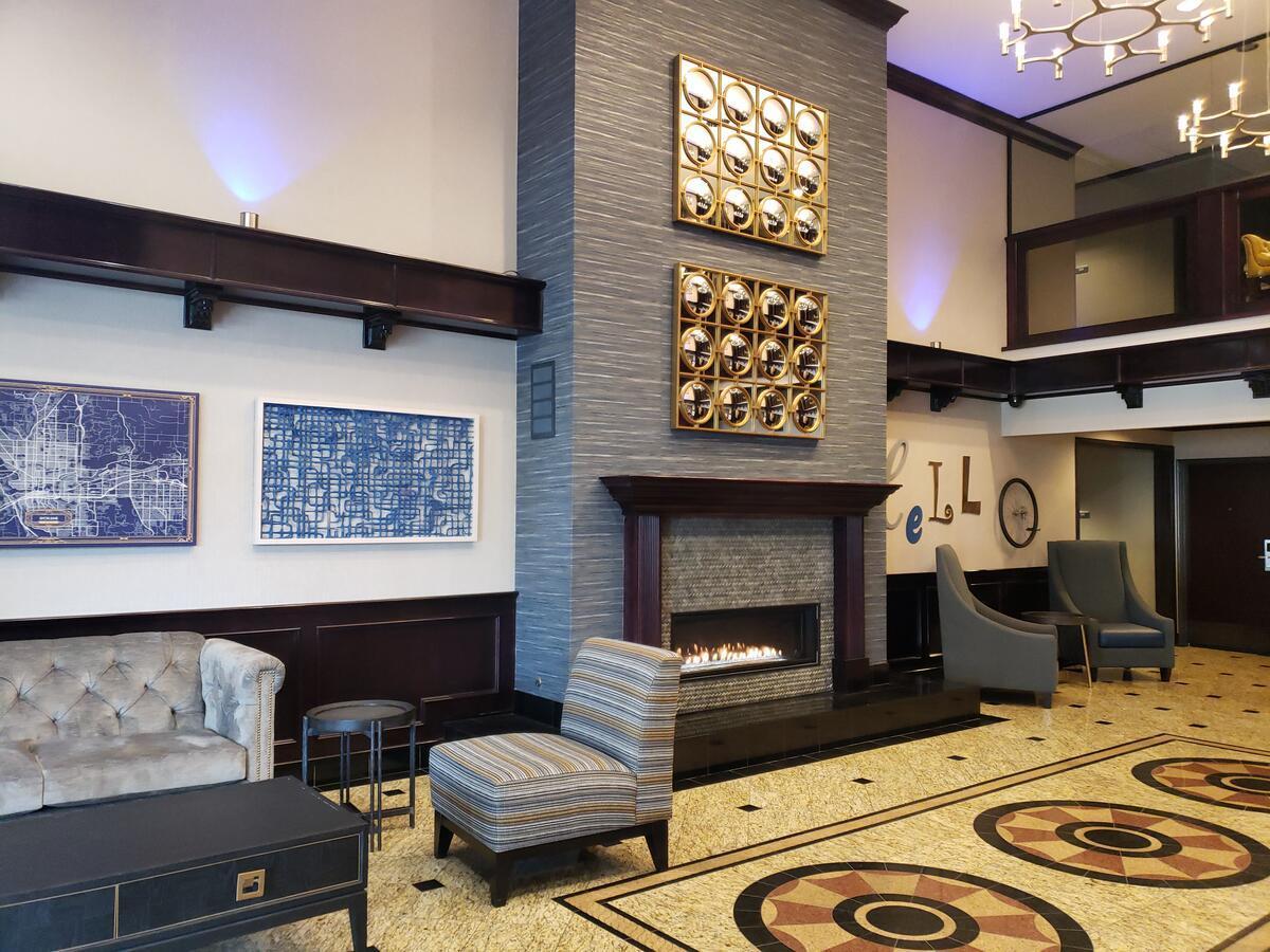 Oxford Suites Spokane Downtown Екстериор снимка
