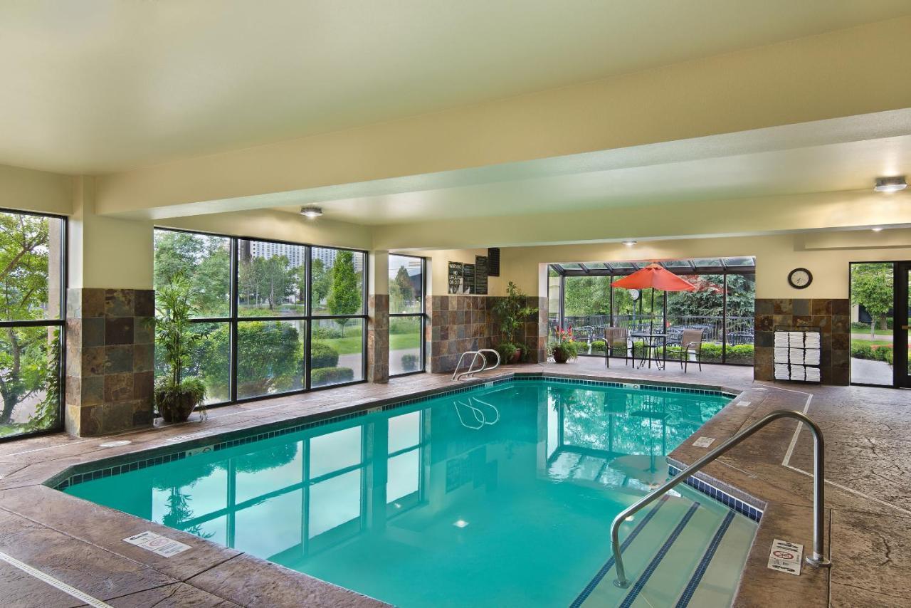 Oxford Suites Spokane Downtown Екстериор снимка