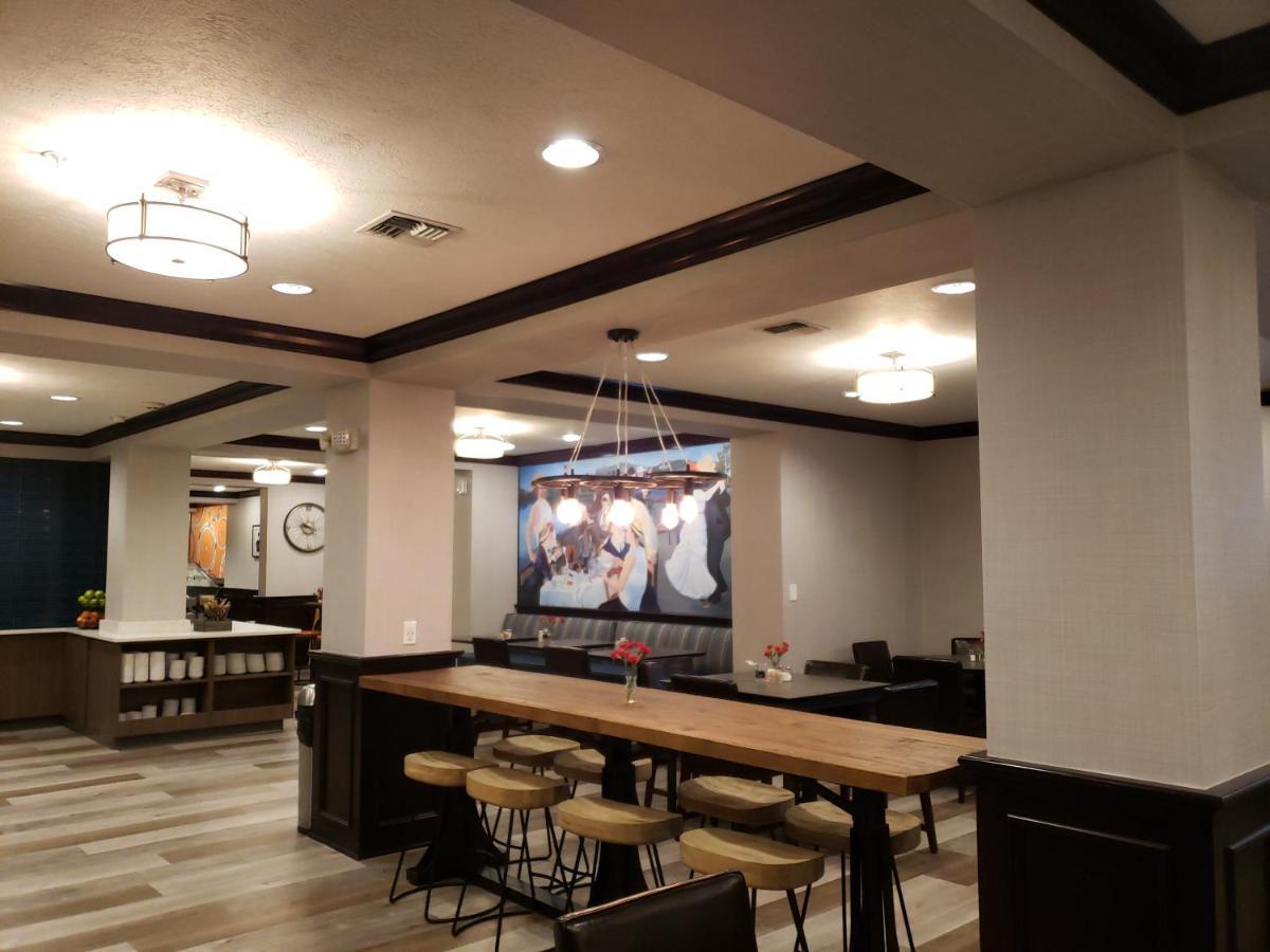Oxford Suites Spokane Downtown Екстериор снимка
